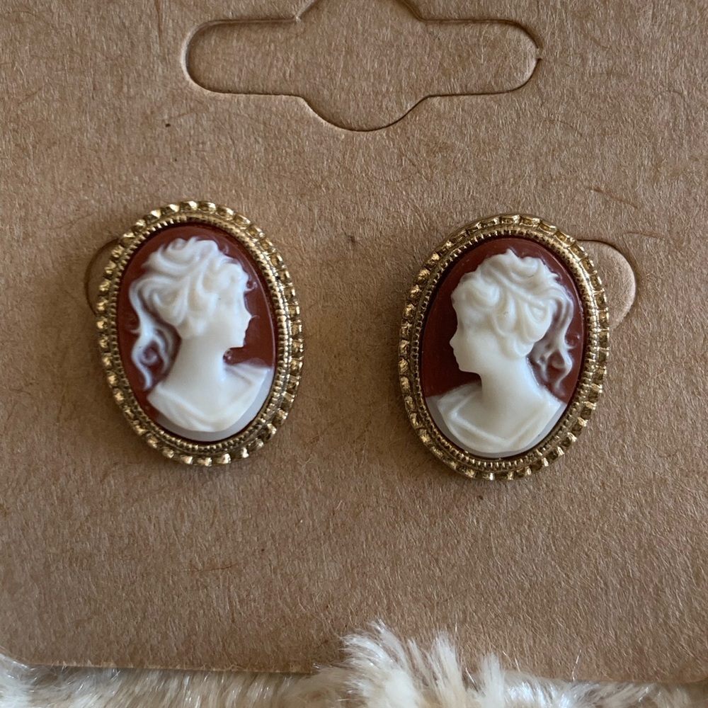 Vintage 1928 Gold Tone Cameo Post Back Earrings